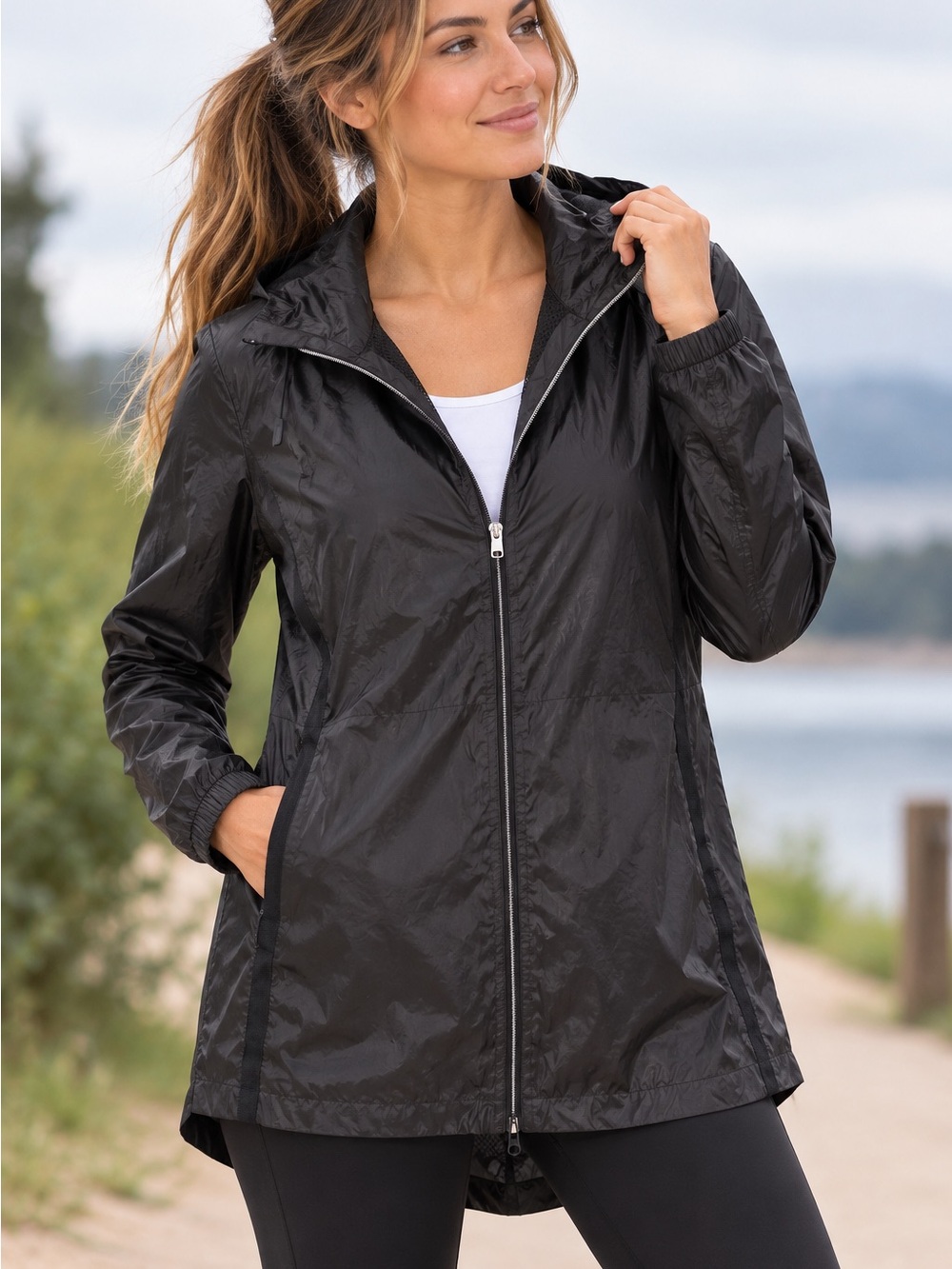 Oakley Performance Fit Black Hooded Lightweight Windbreaker Jacket Size M NWOT